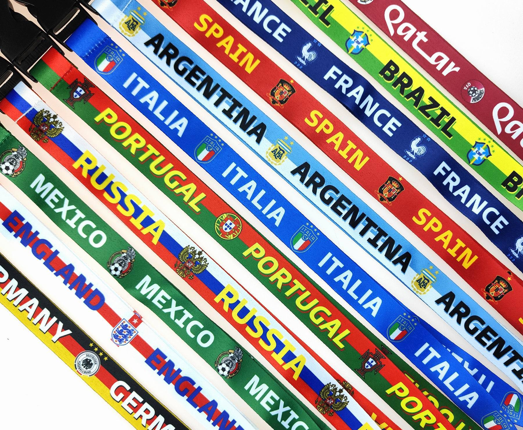 Venta al por mayor, llavero de cordón para teléfono móvil de la selección nacional de fútbol de la Copa del Mundo de plástico, 10 Uds.